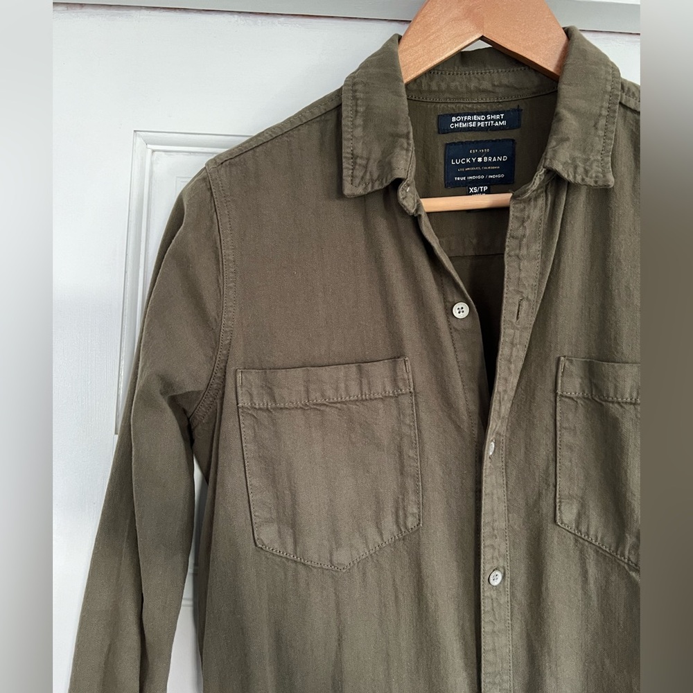 Lucky Brand Boyfriend Button Down Shirt